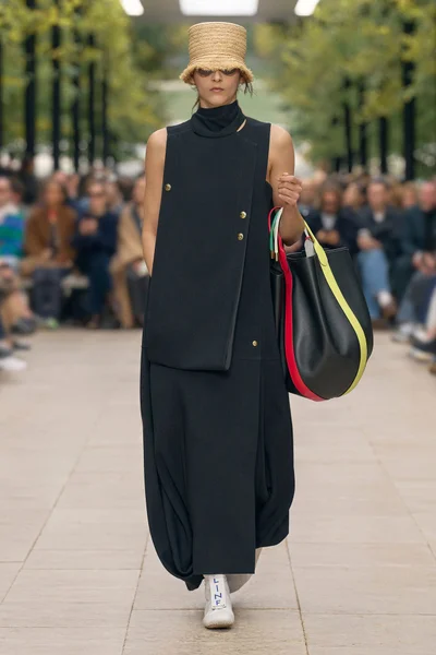 Look 6